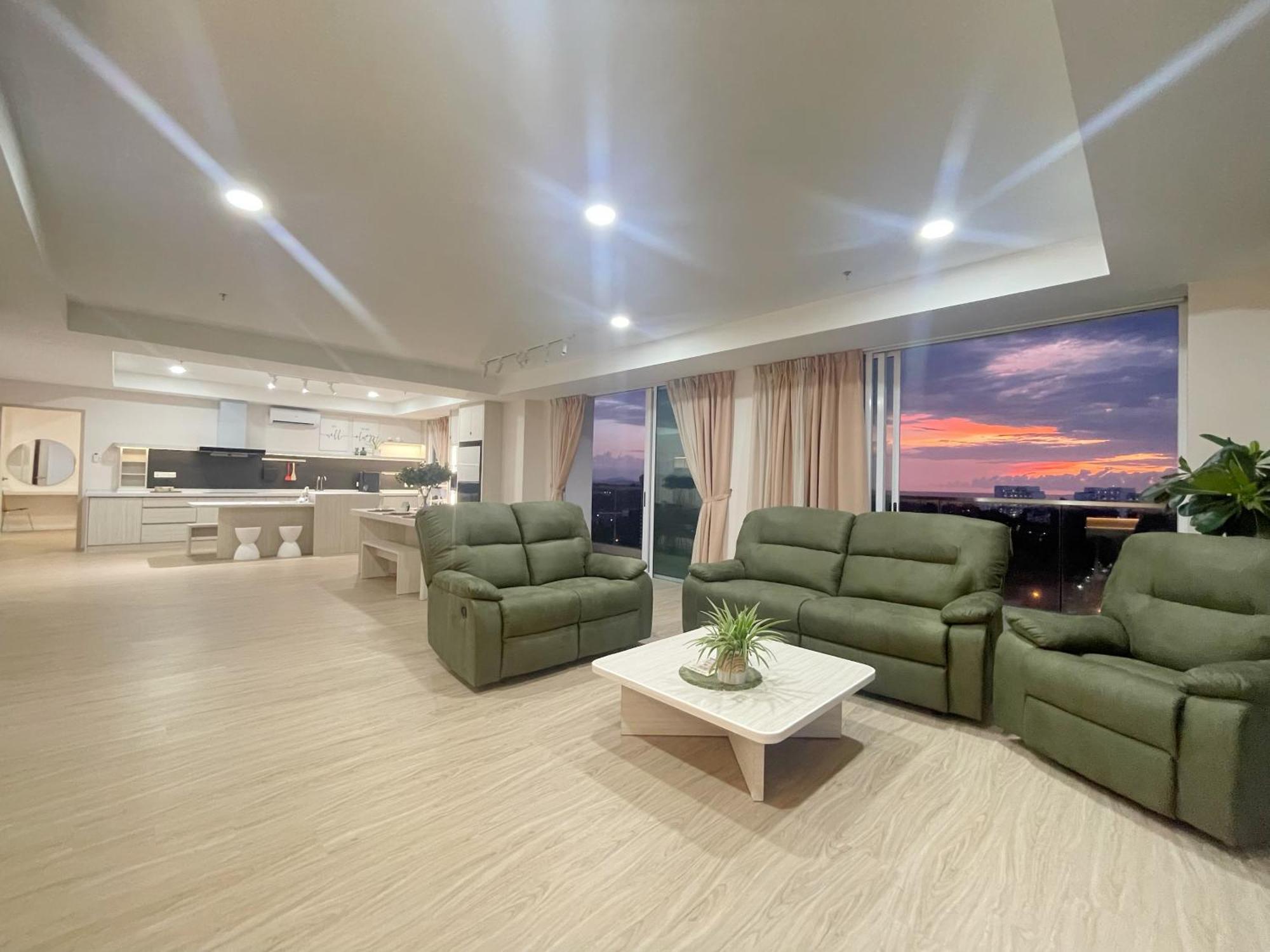 Queensland At Aru Suites, * Kota Kinabalu