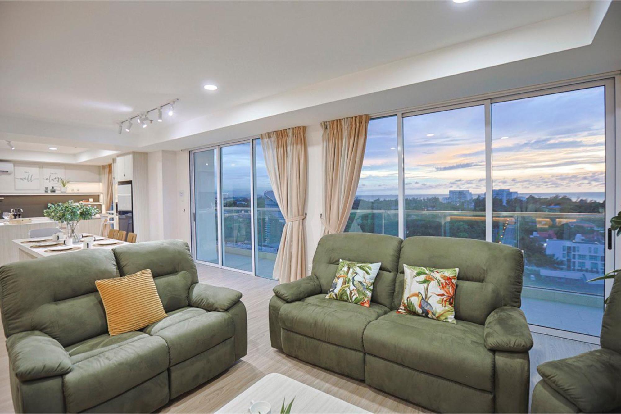 Apartment Queensland At Aru Suites,