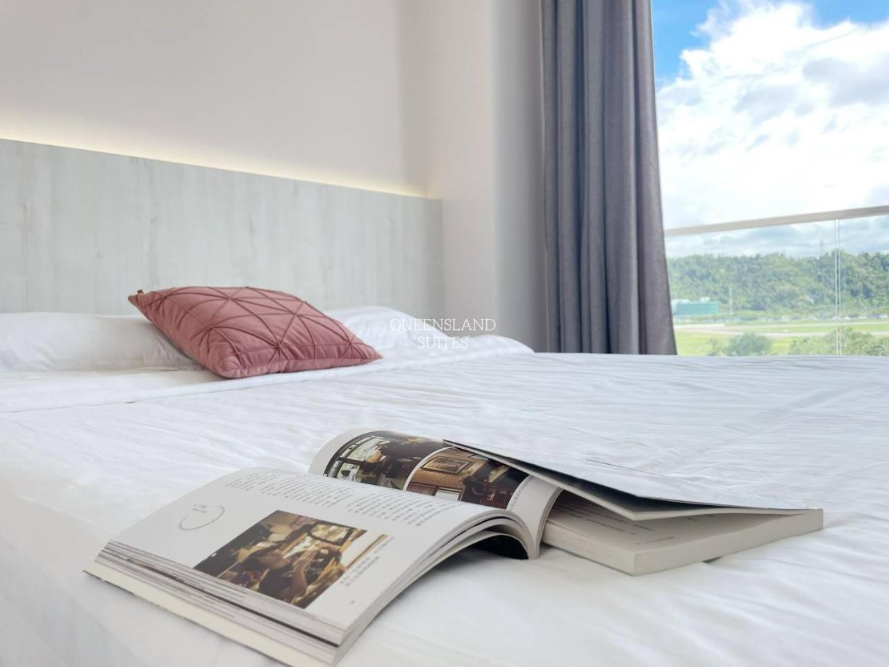Queensland At Aru Suites,
